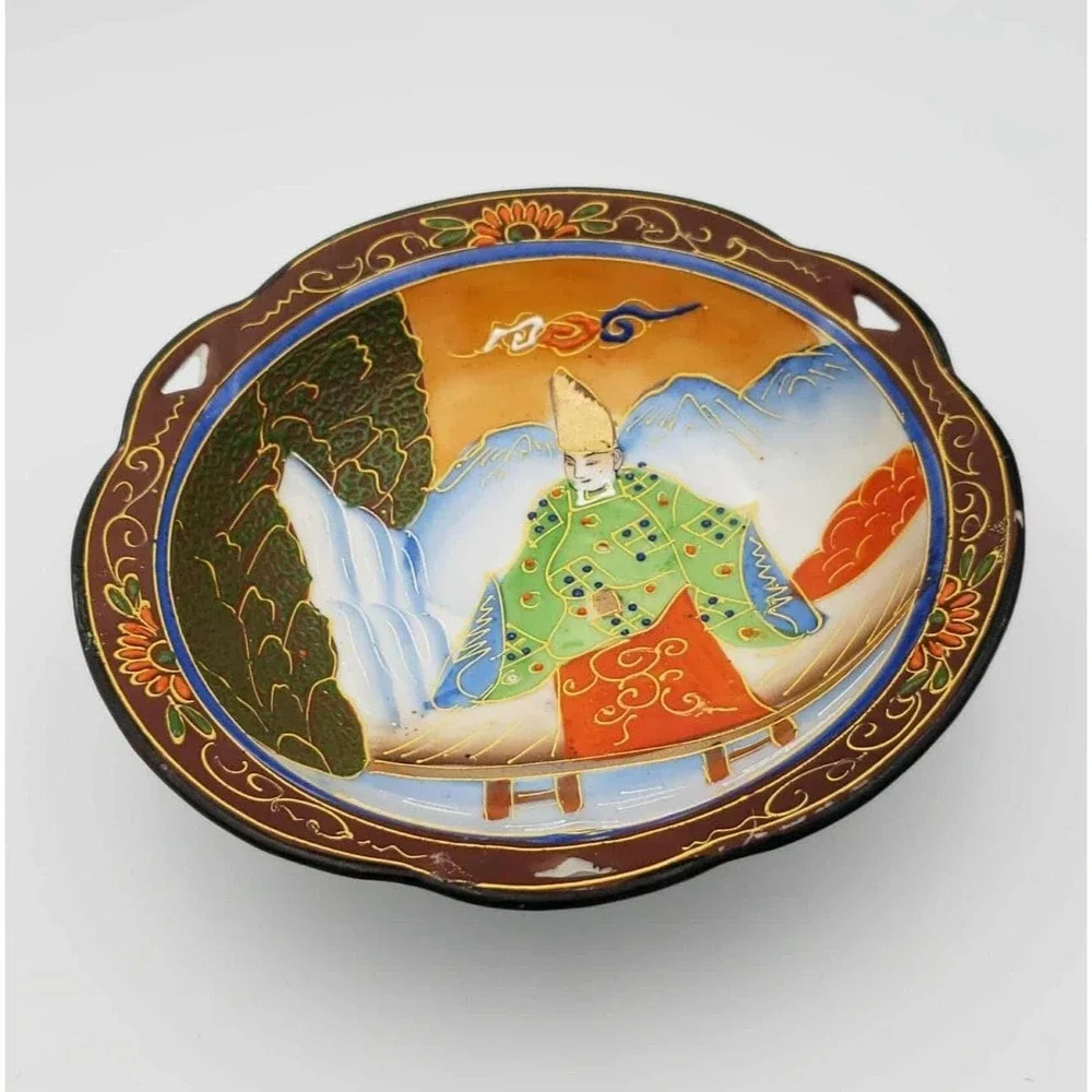 Japanese Satsuma Style Moriage Handled Bowl Figure 7.5